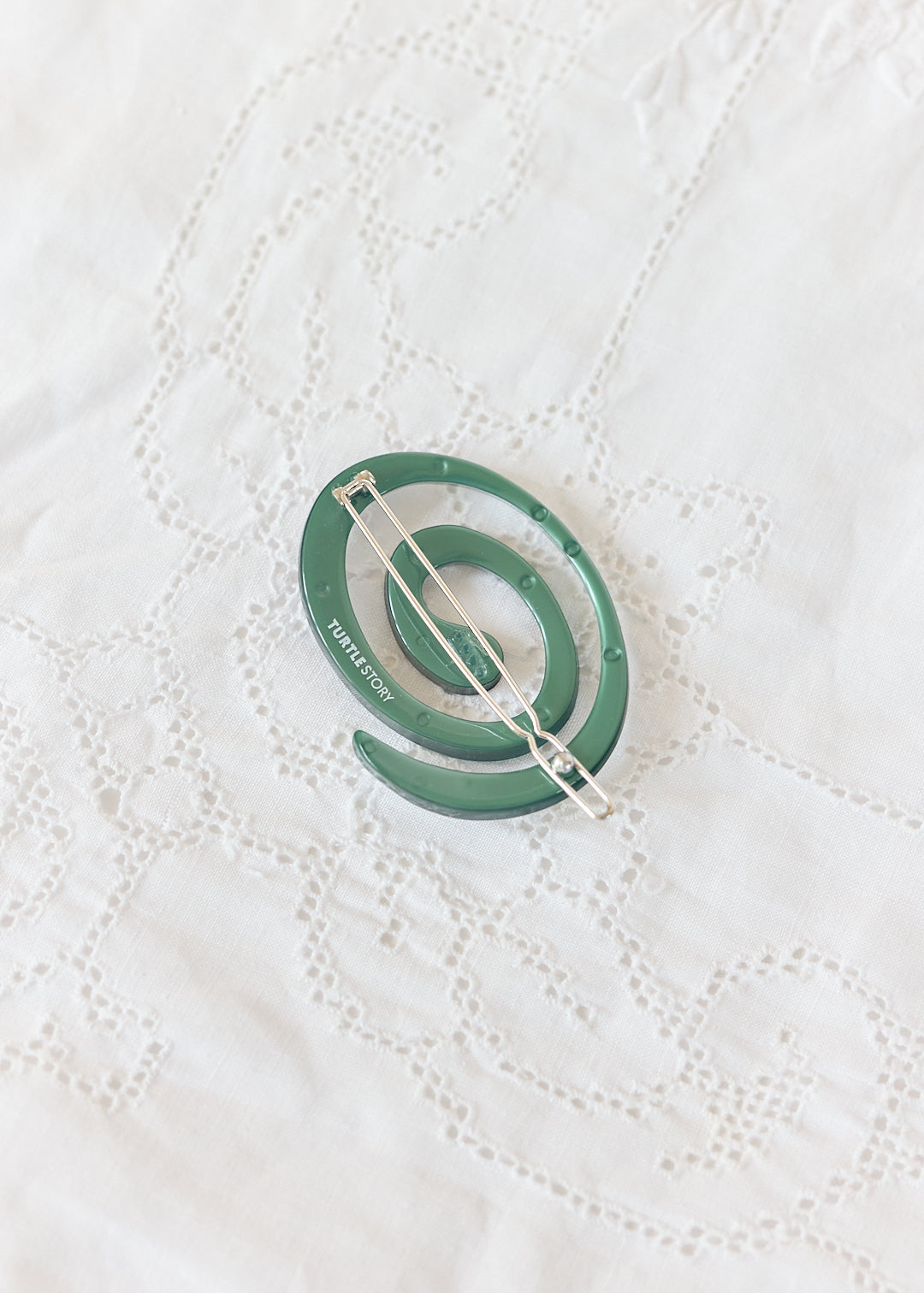 Turtle Story Spiral Hair Clip Emerald